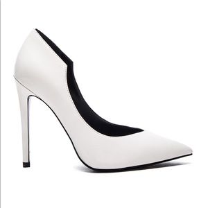 COPY - Abi Heel in White Leather Size 8
KENDALL +…